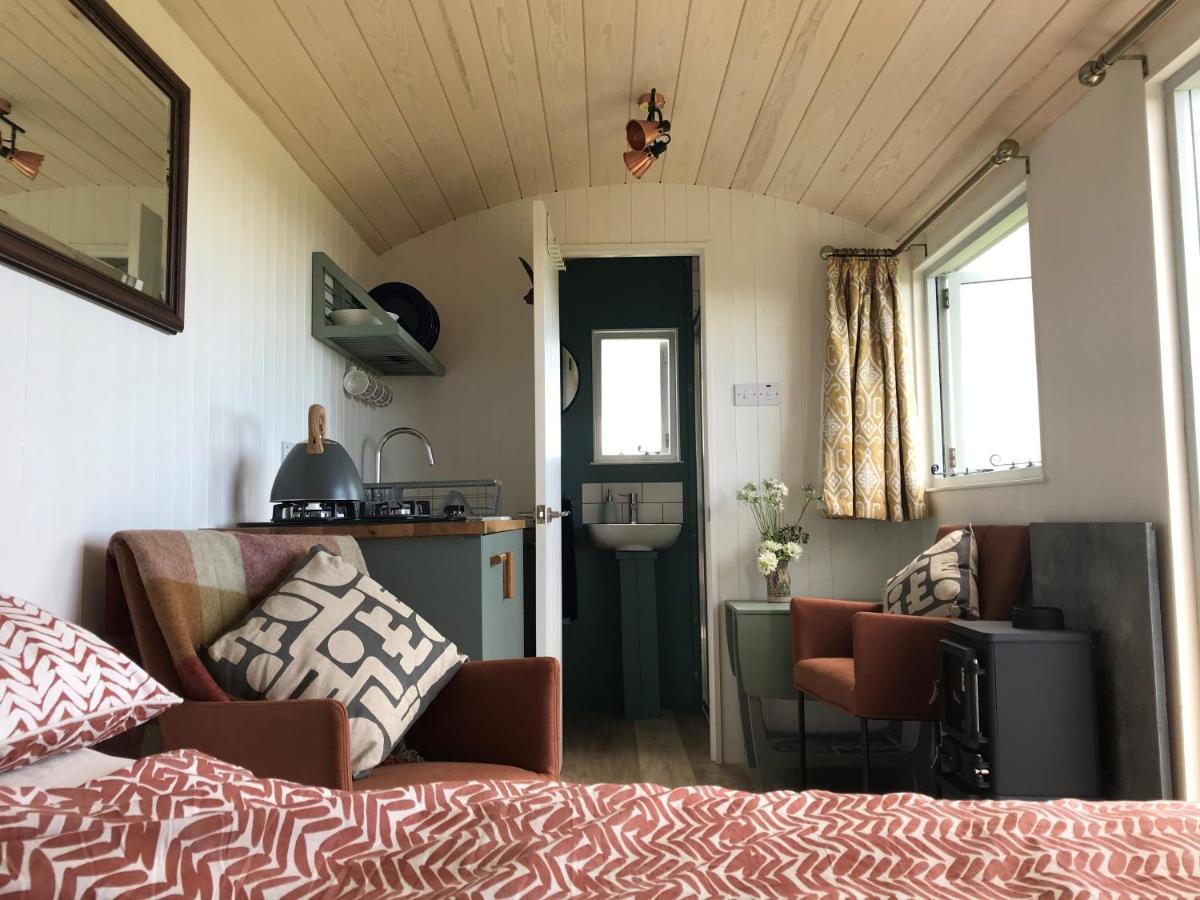 Ewe With A View Sea View Shepherds Huts Breage Exteriér fotografie