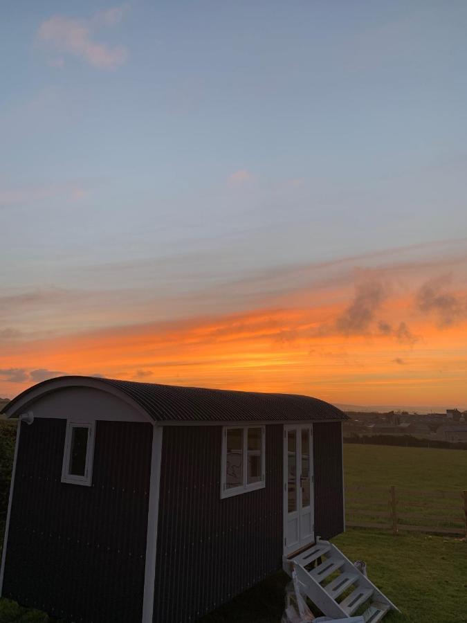 Ewe With A View Sea View Shepherds Huts Breage Exteriér fotografie